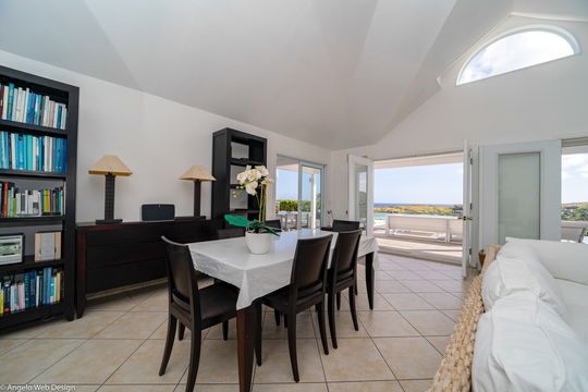 VILLA MINOU LIVING AREA 4
