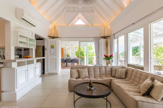 VILLA IPANEMA LIVING AREA 4