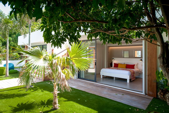 VILLA FEYROUZ BEDROOM2 12