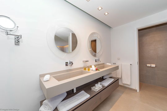 VILLA FEYROUZ BEDROOM3 9