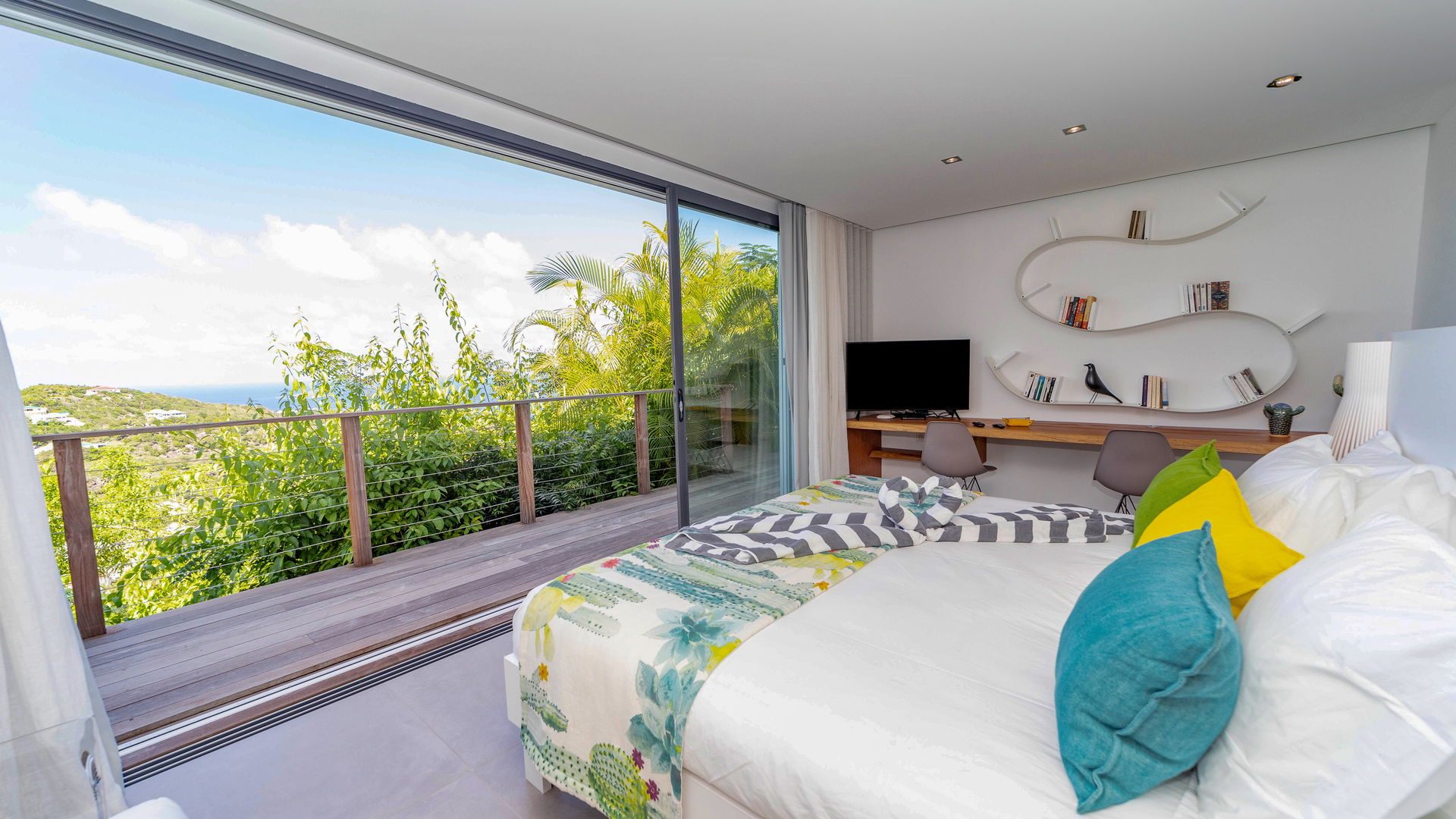 BEDROOM 4