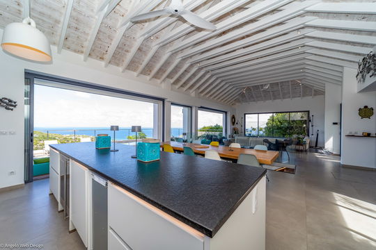 VILLA FEYROUZ KITCHEN & DINING AREA 10