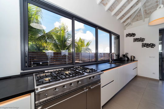 VILLA FEYROUZ KITCHEN & DINING AREA 11