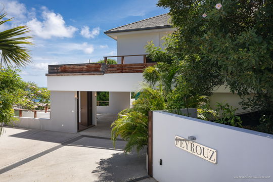 VILLA FEYROUZ OUTDOORS 1