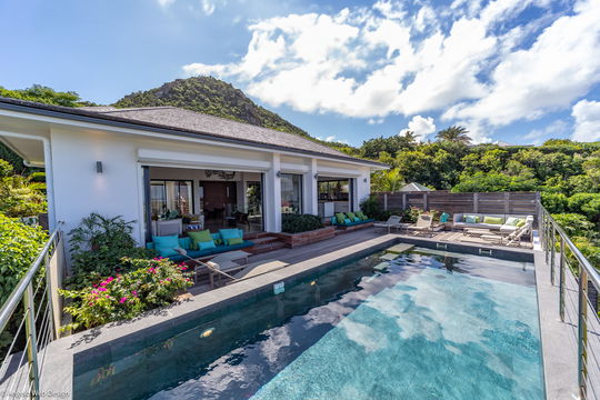 VILLA FEYROUZ POOL & TERRACE 8