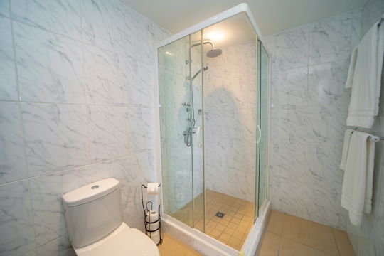 VILLA GROS ILETS BEDROOM1 5