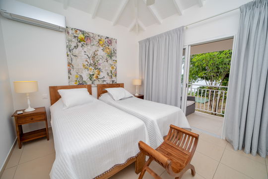 VILLA GROS ILETS BEDROOM2 1