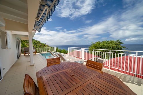 VILLA GROS ILETS KITCHEN & DINING AREA 4