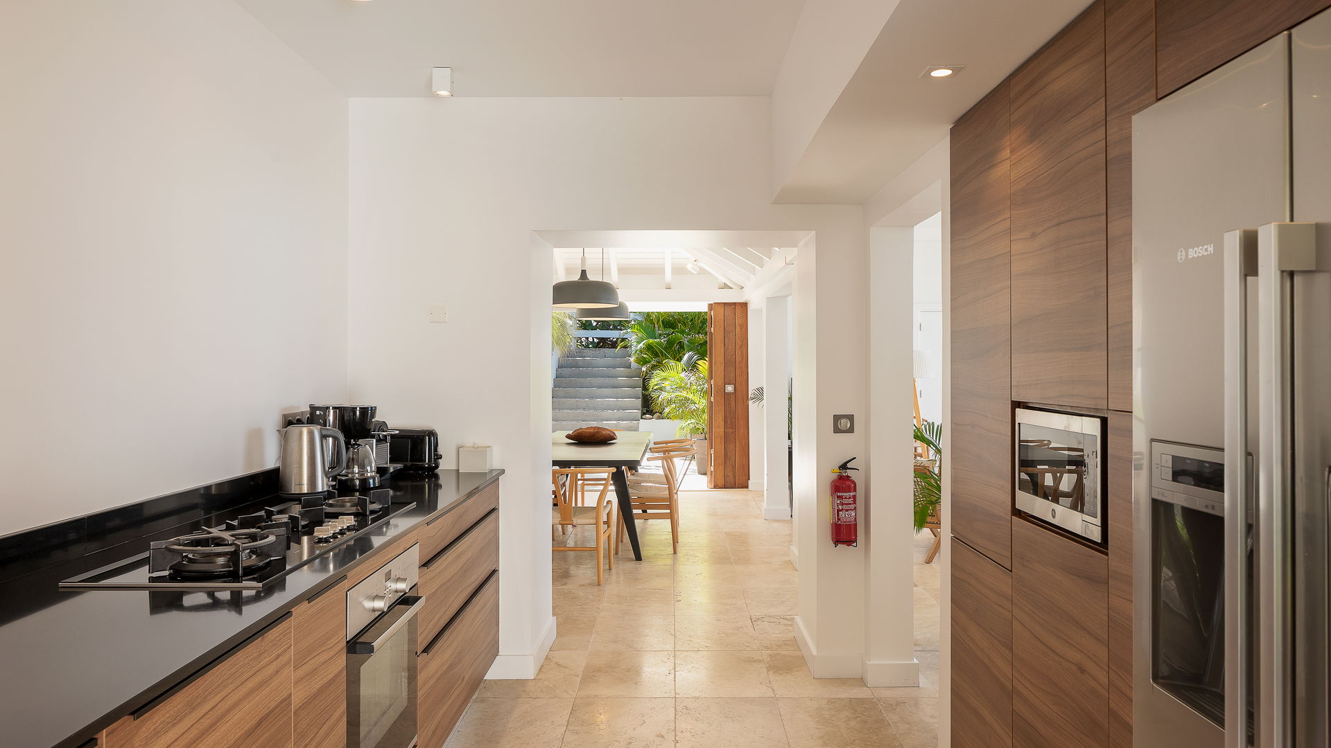 KITCHEN & DINING AREA