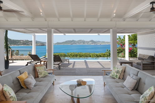 VILLA ARAWAK LIVING AREA 1