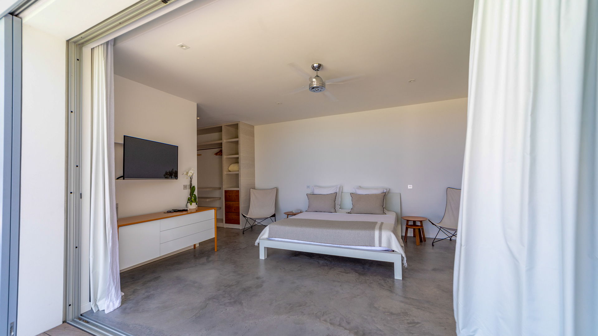 BEDROOM 5