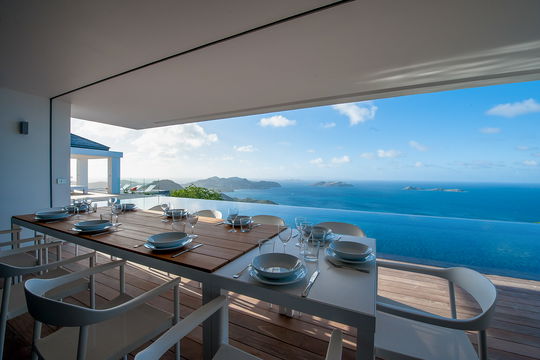 VILLA GINGER KITCHEN & DINING AREA 4