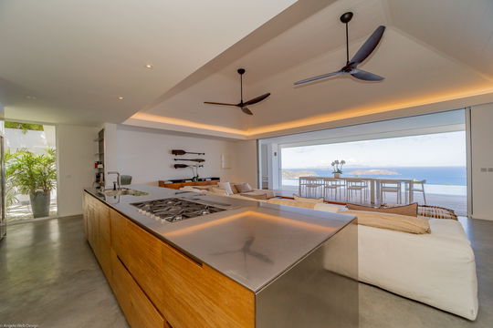 VILLA GINGER KITCHEN & DINING AREA 6