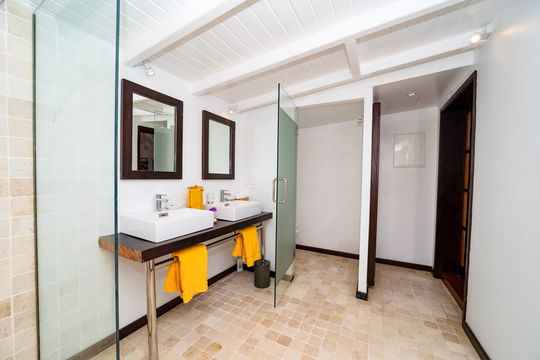 VILLA NALA BEDROOM1 4
