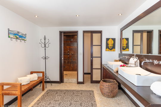 VILLA NALA BEDROOM3 6