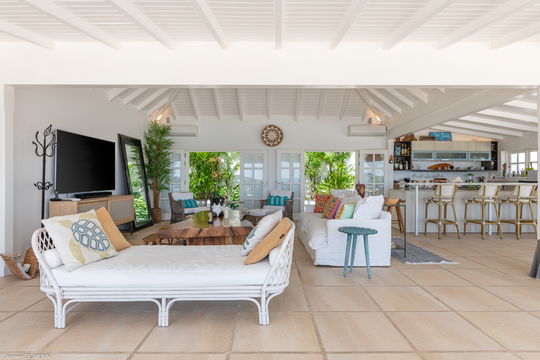 VILLA NALA LIVING AREA 1