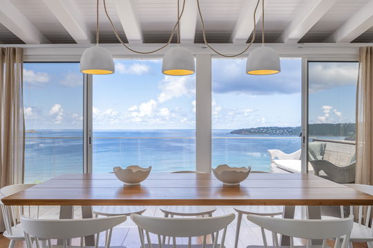 VILLA GAILLAC KITCHEN & DINING AREA 6