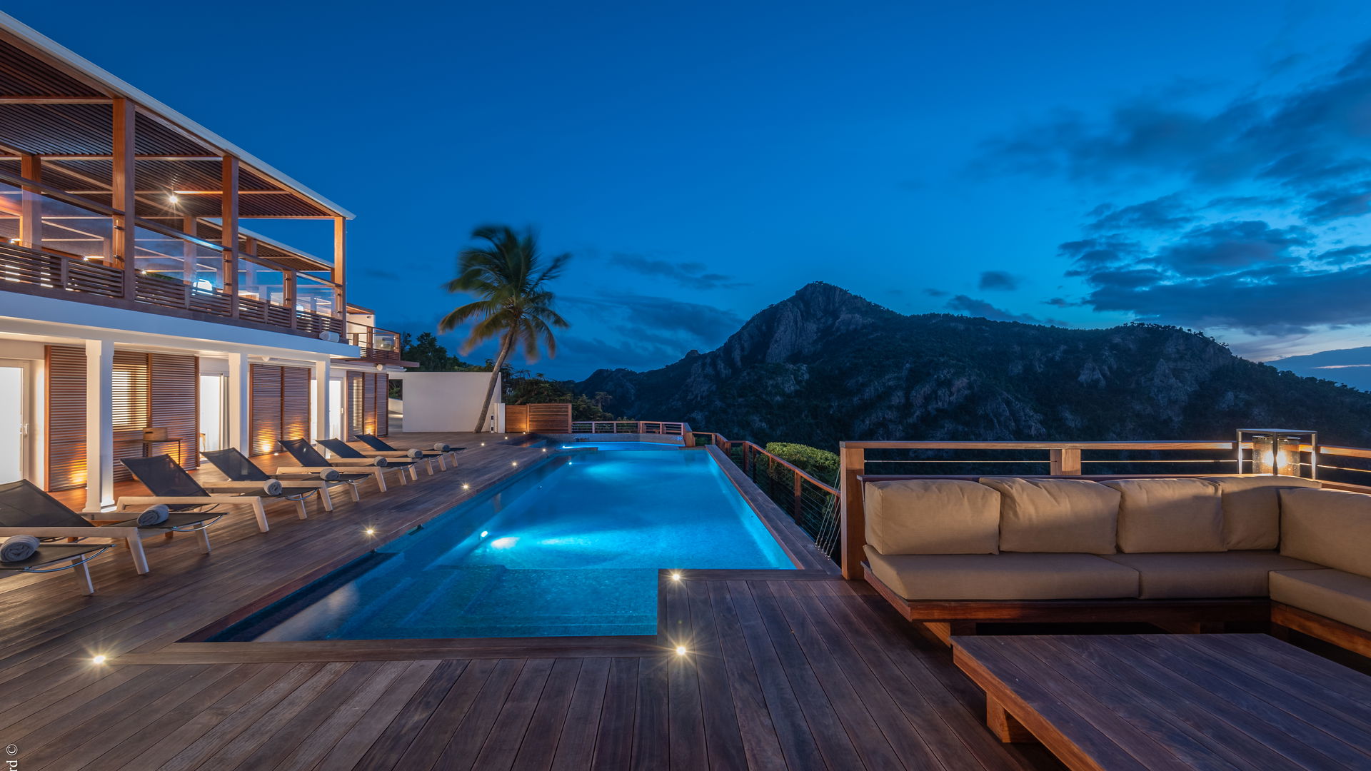 BY NIGHT