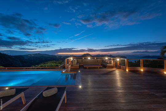 VILLA JABLE BY NIGHT 12