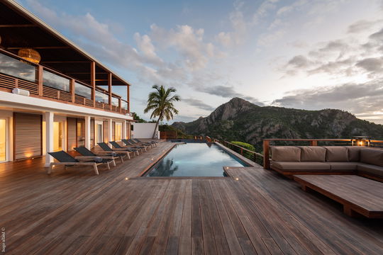 VILLA JABLE BY NIGHT 4