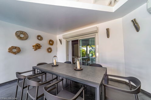 VILLA CARMEN KITCHEN & DINING AREA 5