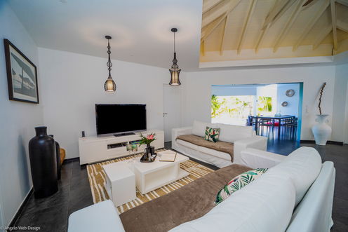 VILLA CARMEN LIVING AREA 3