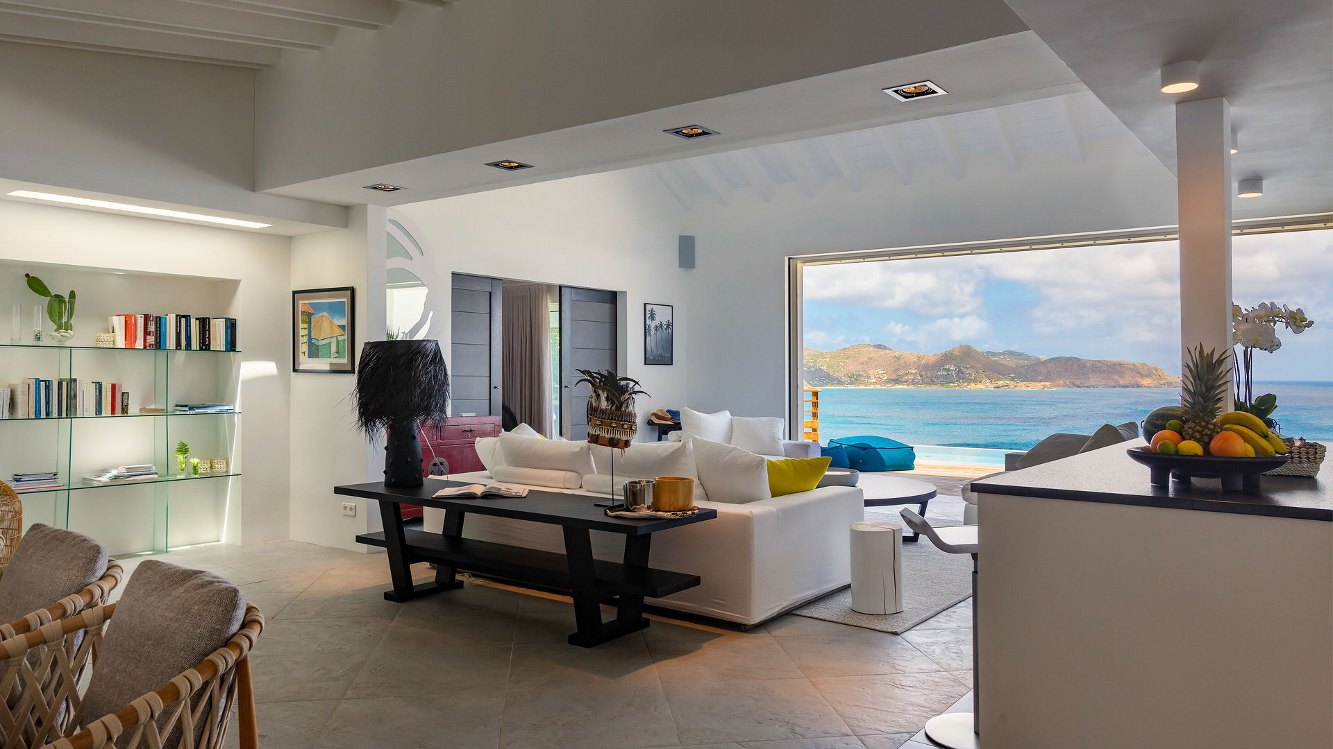 DINING AREAS