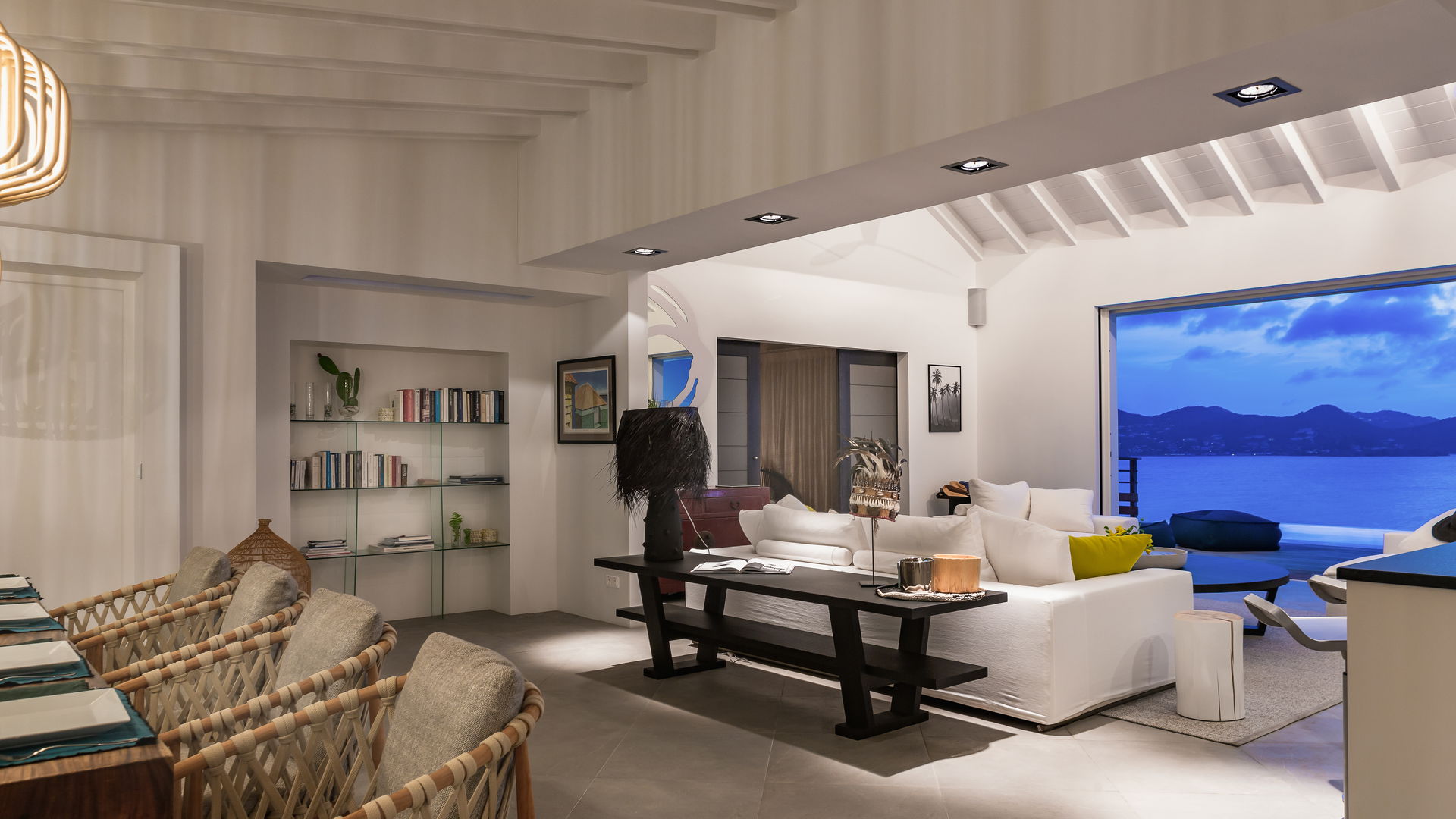 DINING AREAS