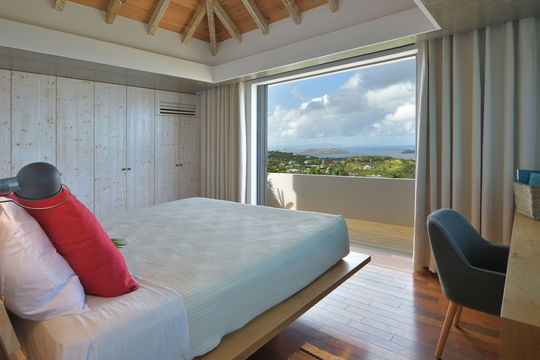 VILLA NATURE BEDROOM1 3