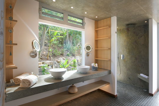 VILLA NATURE BEDROOM1 4