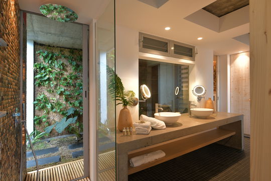 VILLA NATURE BEDROOM4 3