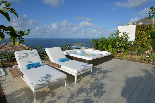VILLA NATURE JACUZZI 1