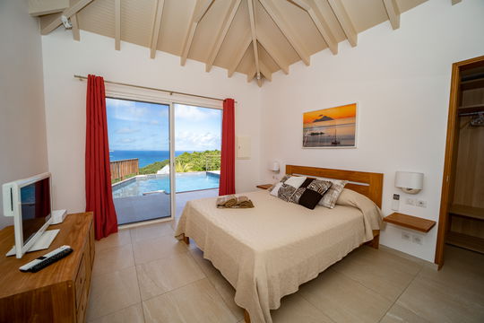 VILLA CYPRAEA BEDROOM1 1