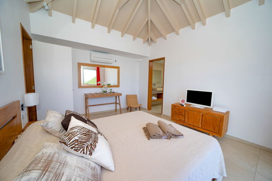 VILLA CYPRAEA BEDROOM1 5