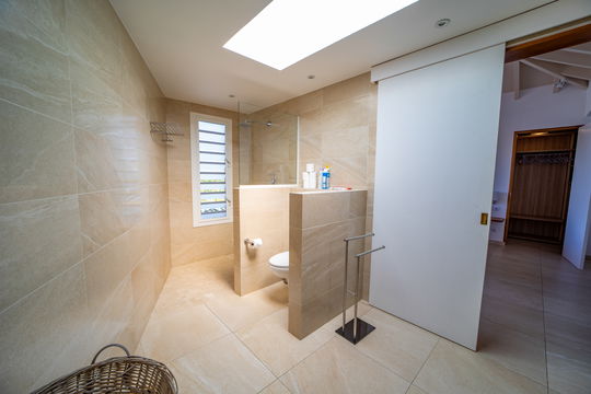 VILLA CYPRAEA BEDROOM1 7