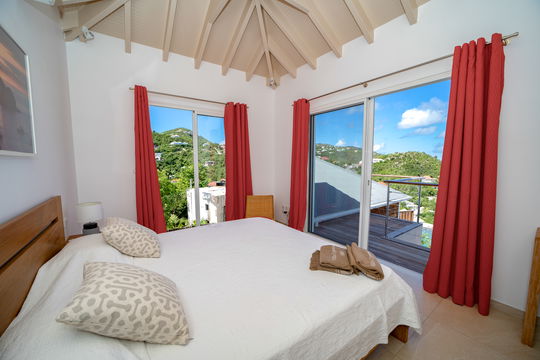VILLA CYPRAEA BEDROOM2 1