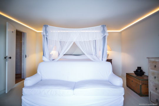 VILLA ELA BEDROOM3 2