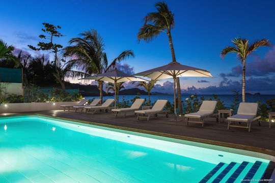 VILLA ELA BY NIGHT 11