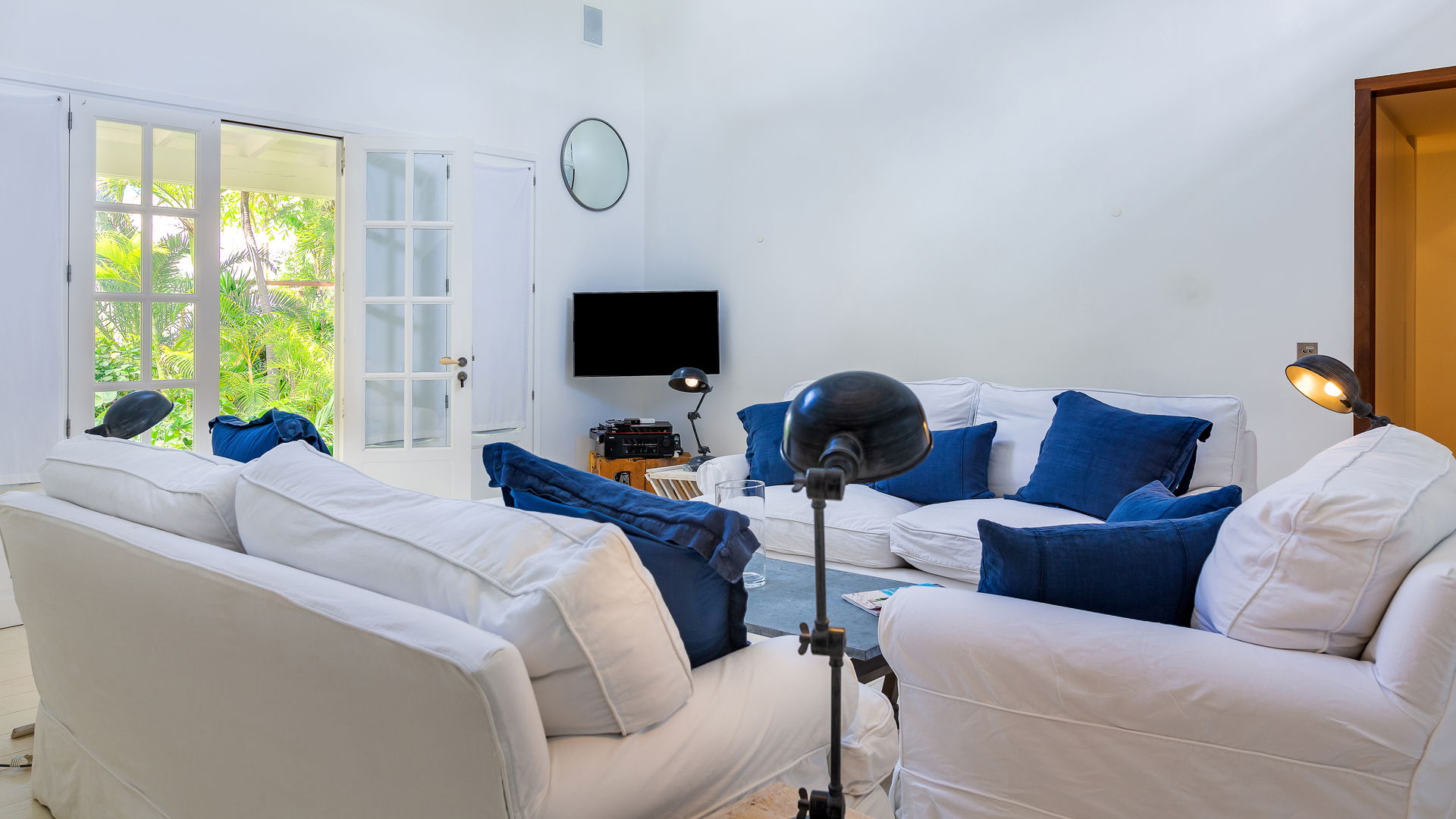 GUEST HOUSE