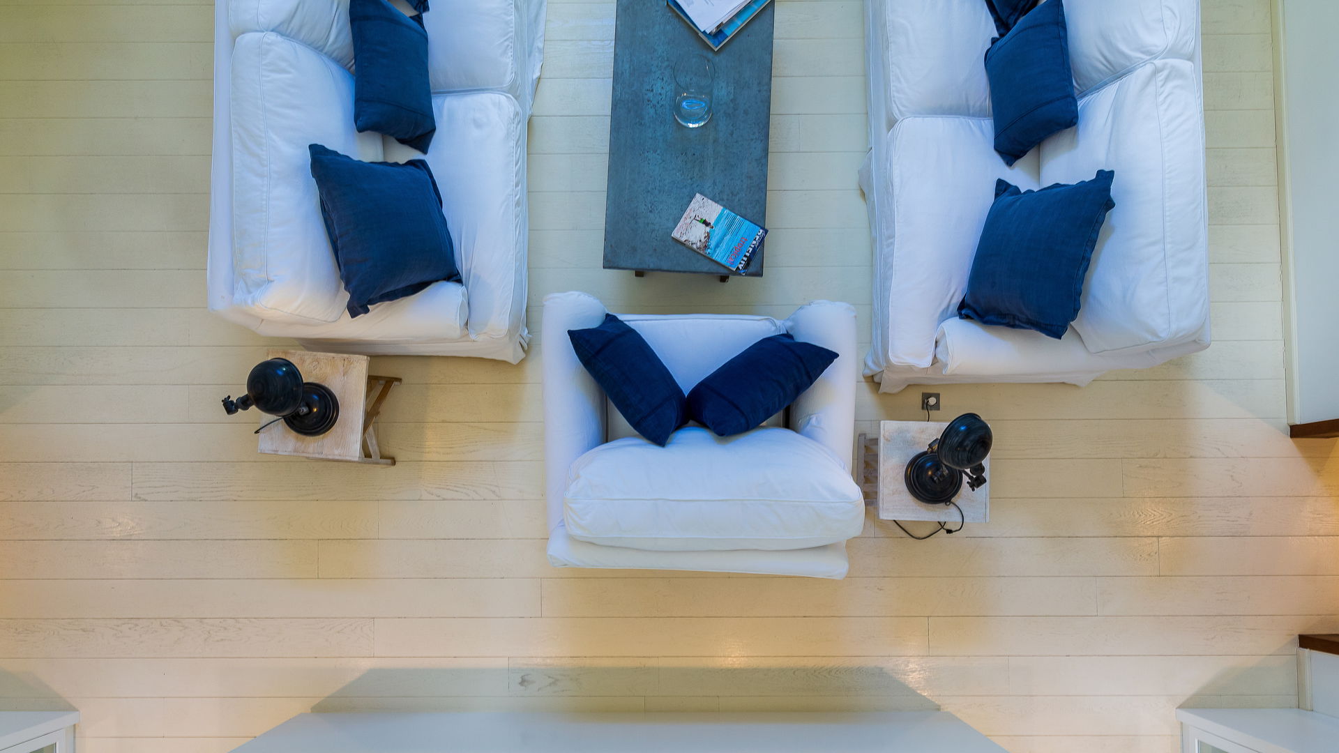 GUEST HOUSE