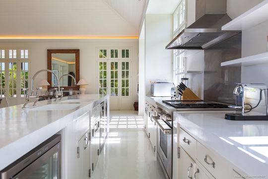 VILLA ELA KITCHEN & DINING AREA 3