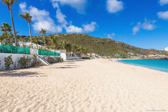 VILLA ELA ON THE BEACH 6