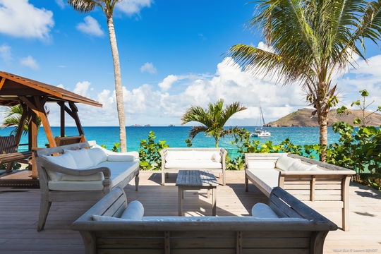 VILLA ELA OUTDOOR LOUNGE AREA 1