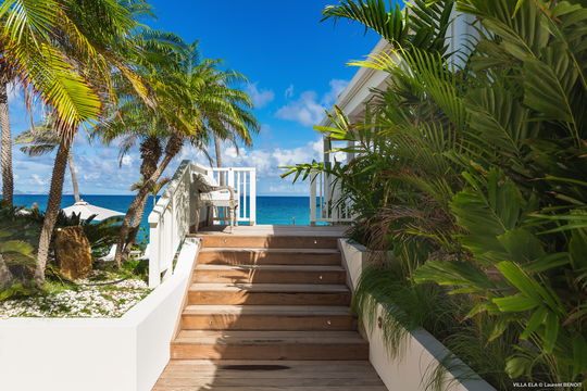 VILLA ELA OUTDOORS 1