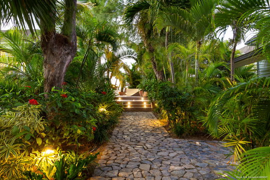 VILLA ELA OUTDOORS 6