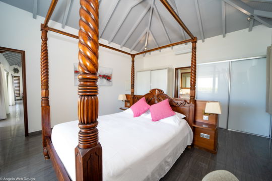 VILLA PLEASURE BEDROOM1 4