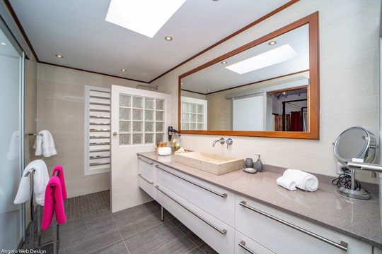 VILLA PLEASURE BEDROOM1 8