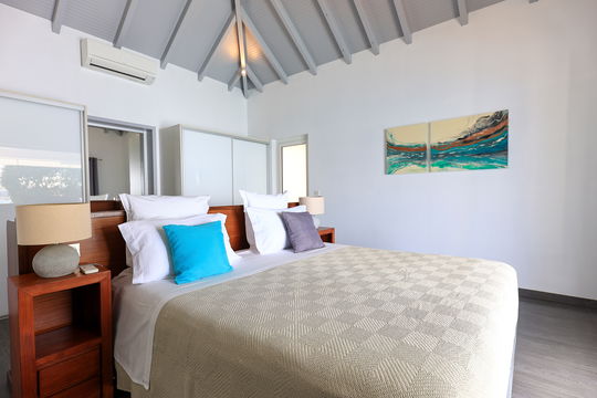VILLA PLEASURE BEDROOM2 4