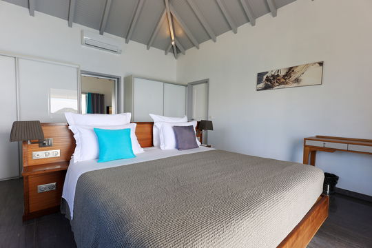 VILLA PLEASURE BEDROOM3 6