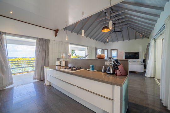 VILLA PLEASURE KITCHEN & DINING AREA 7